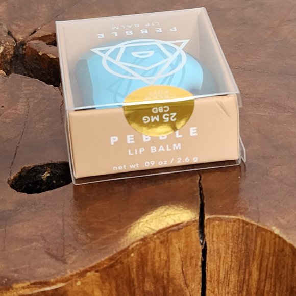 Seven7h Sense Botanical Therapy Pebble Lip Balm in Cream Puff - Picture 2 of 7